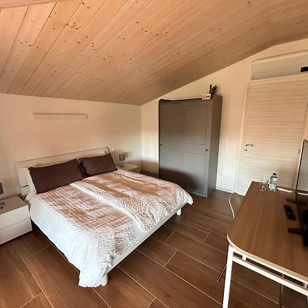 Guest House Italo & Anna Pasian di Prato ภายนอก รูปภาพ