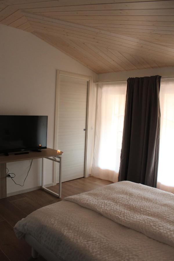 Guest House Italo & Anna Pasian di Prato ภายนอก รูปภาพ